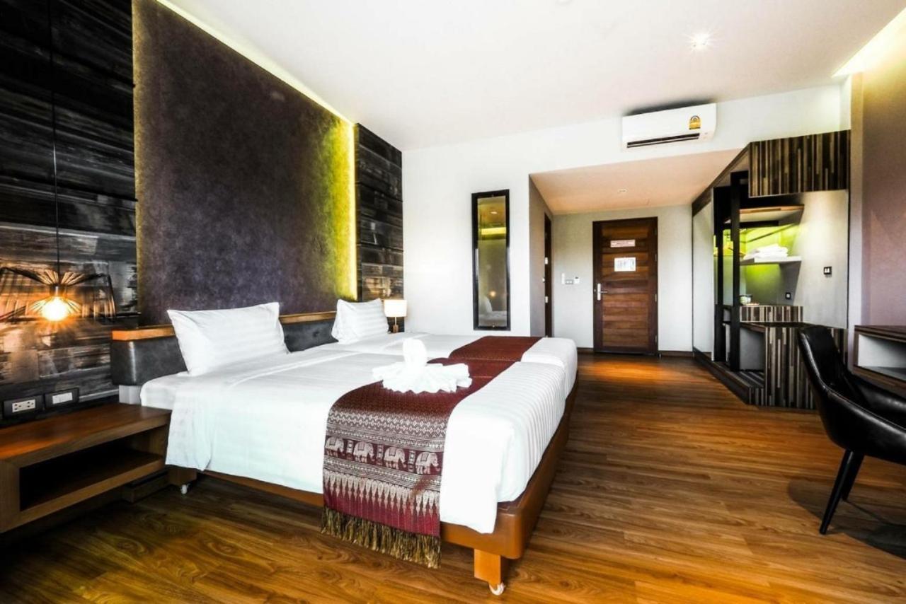 Hotel The Glory Gold Khao Lak Exterior foto