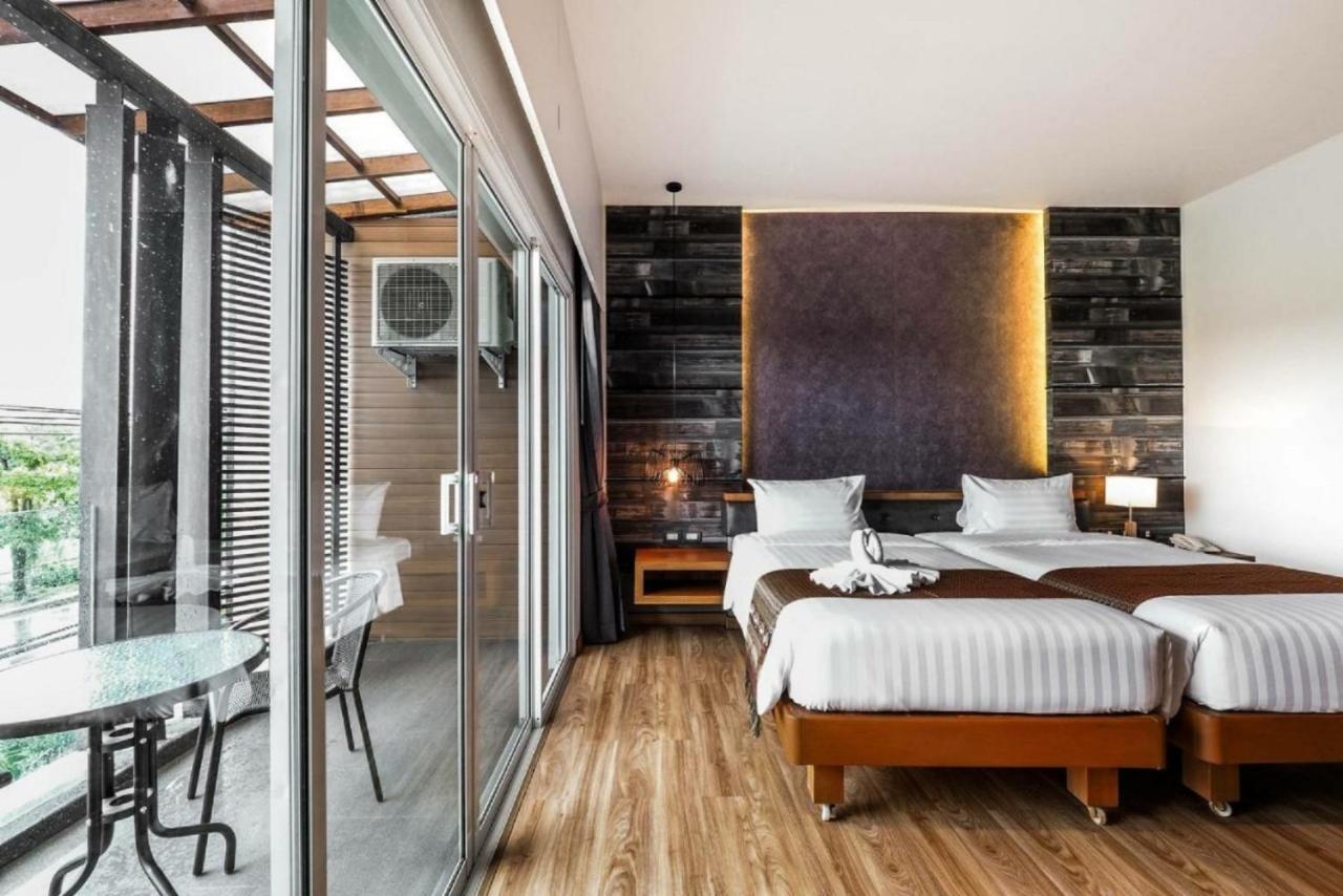 Hotel The Glory Gold Khao Lak Exterior foto