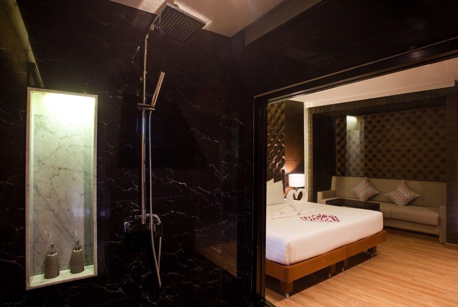 Hotel The Glory Gold Khao Lak Exterior foto