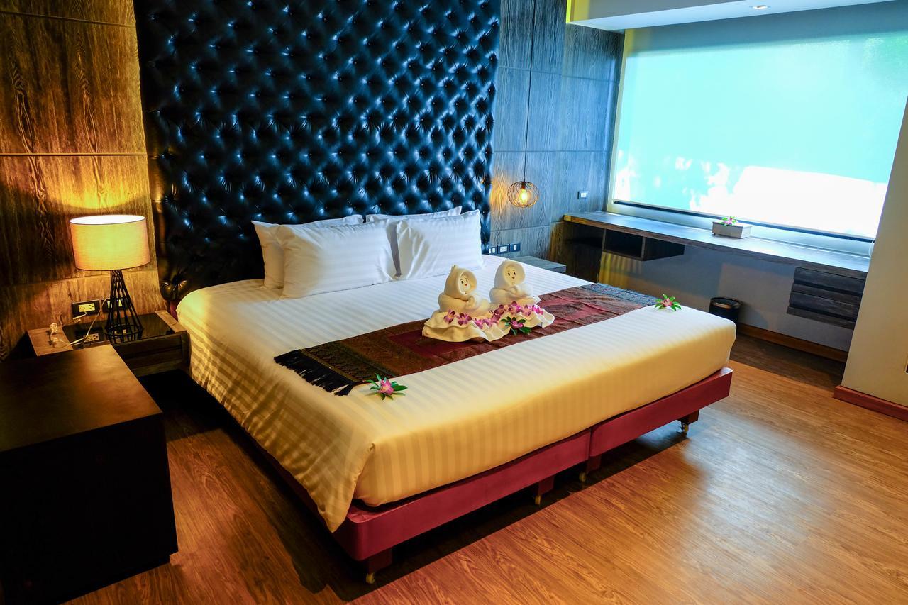 Hotel The Glory Gold Khao Lak Exterior foto